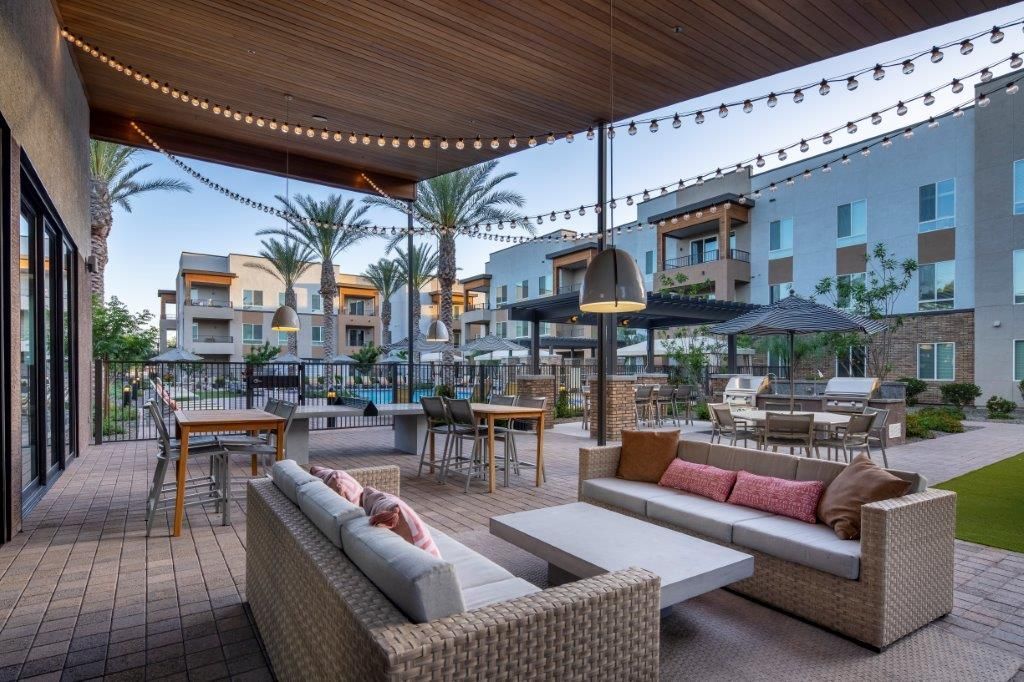Aiya Apartments