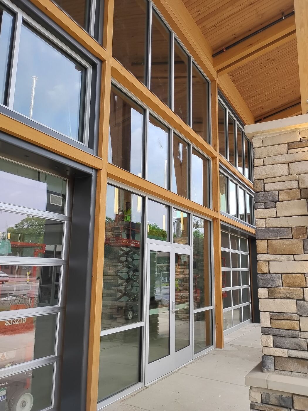 Aluminum storefront framing and commercial glass installed by Architectural Glazing Systems at Lankf
