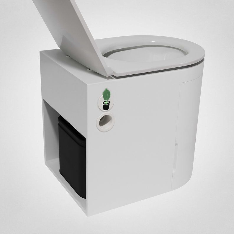 Weiße Komposttoilette mit offenem Deckel, rechteckigem Sockel und sichtbarer Entlüftung.
