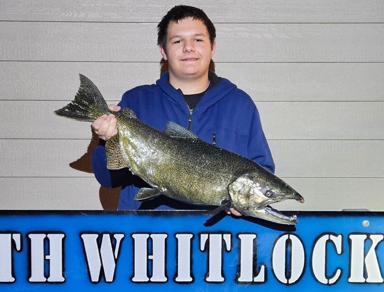 Lake Oahe Salmon Fishing - Whitlock Bay - Gettysburg, SD