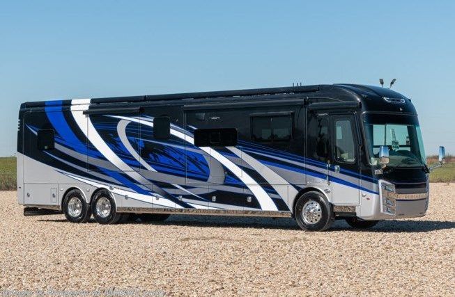 Western RV RV Windshield Replacement in Arizona offers professional Western RV auto glass repair and replacement services anywhere in Arizona. A+ BBB, cash back with insurance, and a lifetime warranty on glass we install.