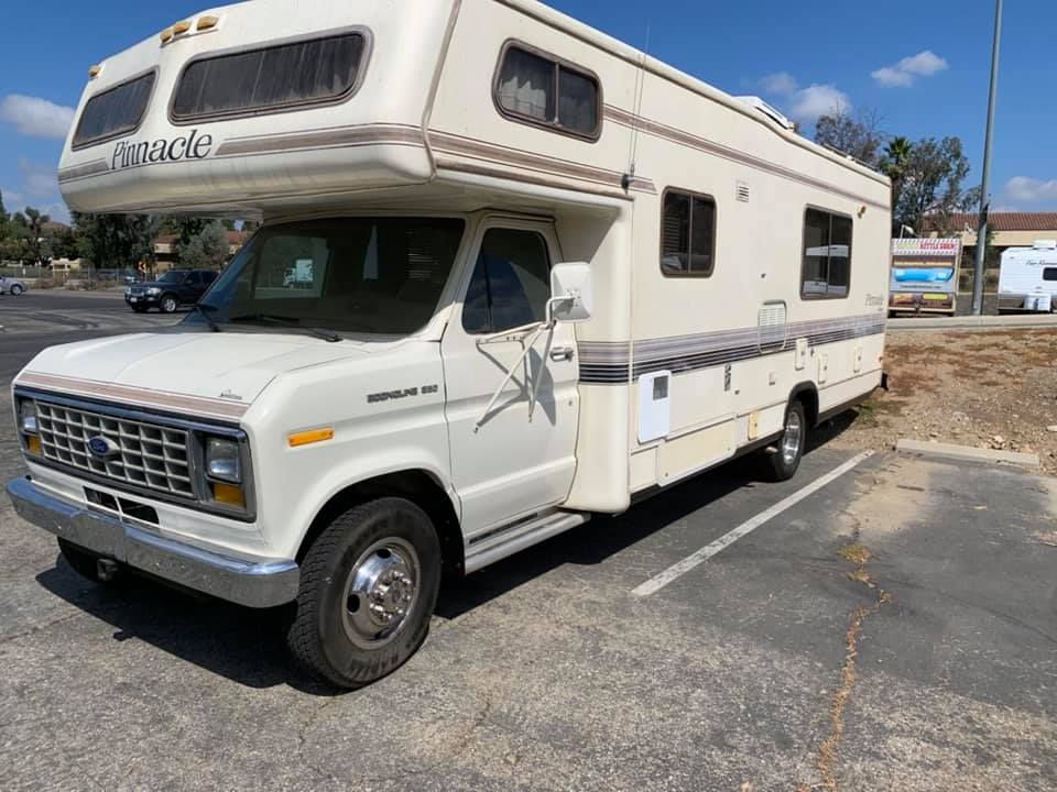 Establishment RV Windshield Replacement in Arizona offers professional Establishment auto glass repair and replacement services anywhere in Arizona. A+ BBB, cash back with insurance, and a lifetime warranty on glass we install.