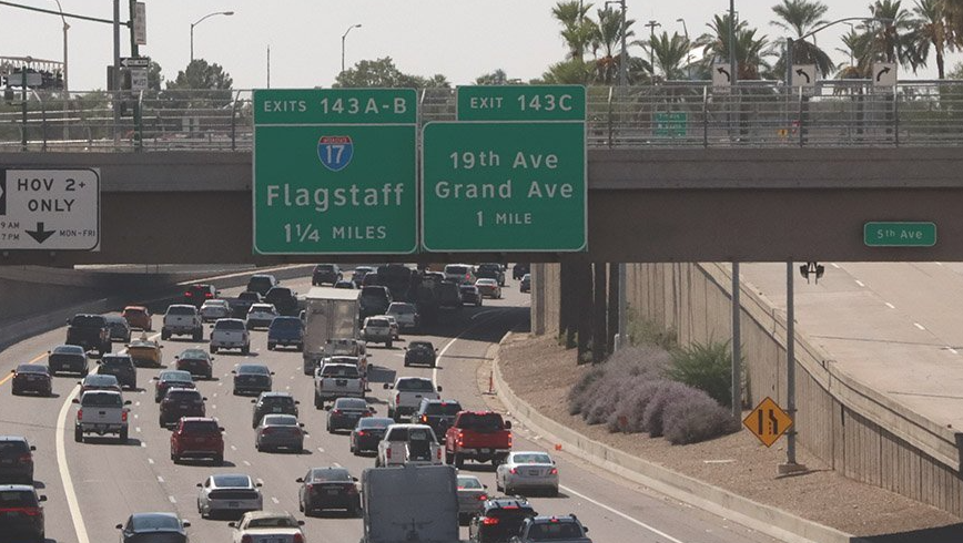 A highway with a sign that says flagstaff on it