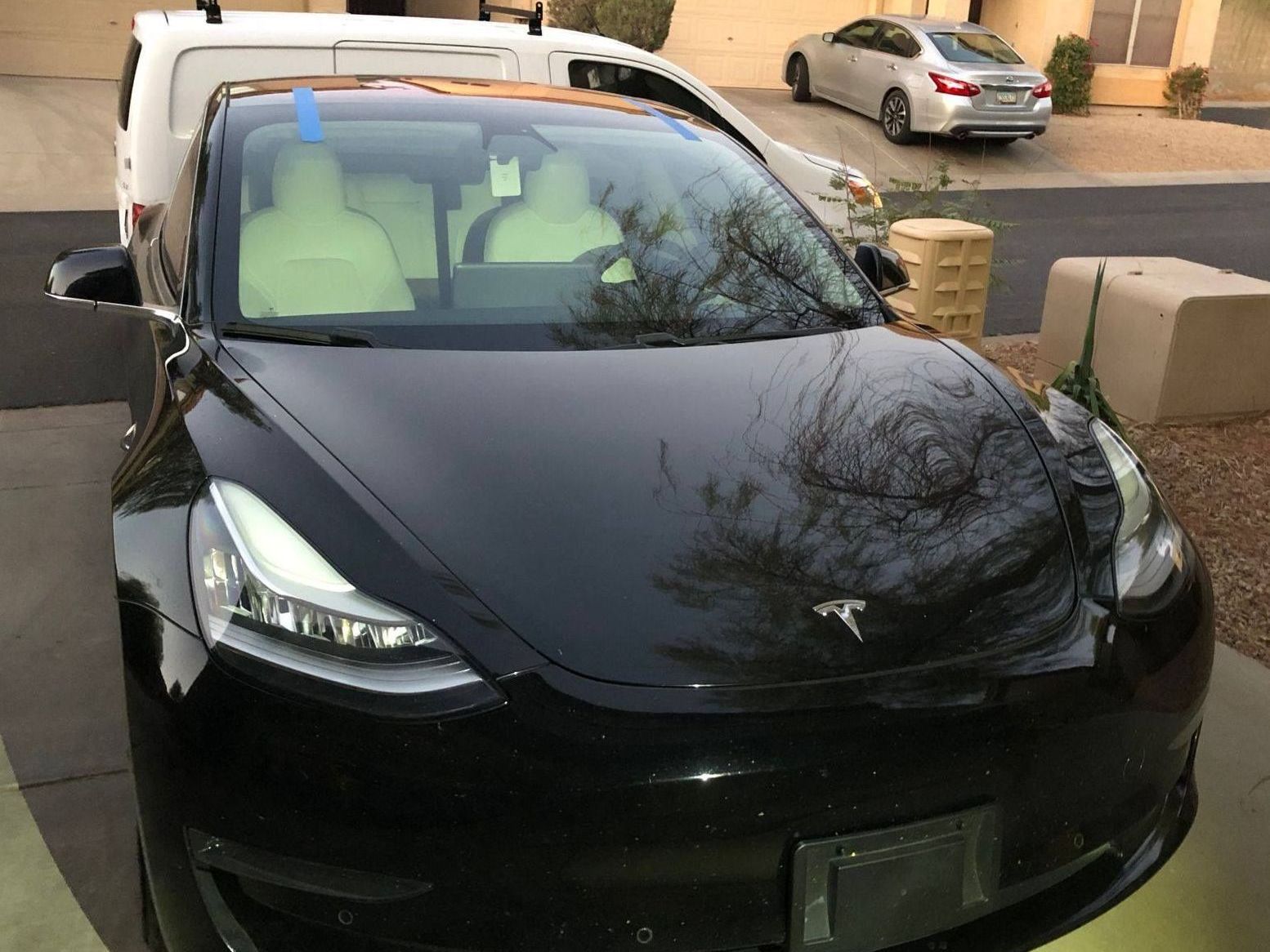 Tesla Windshield Replacement in Arizona