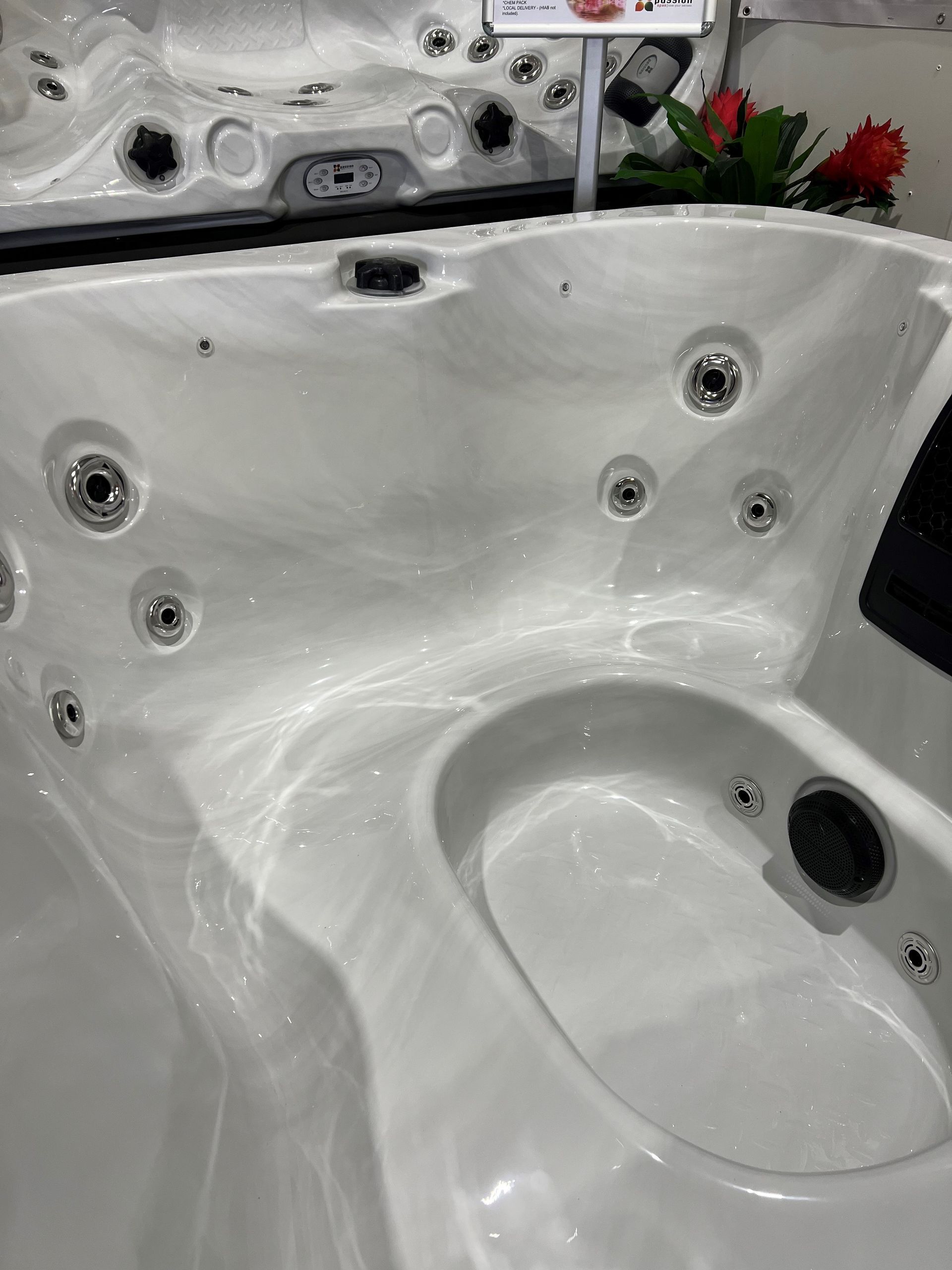Compact spas