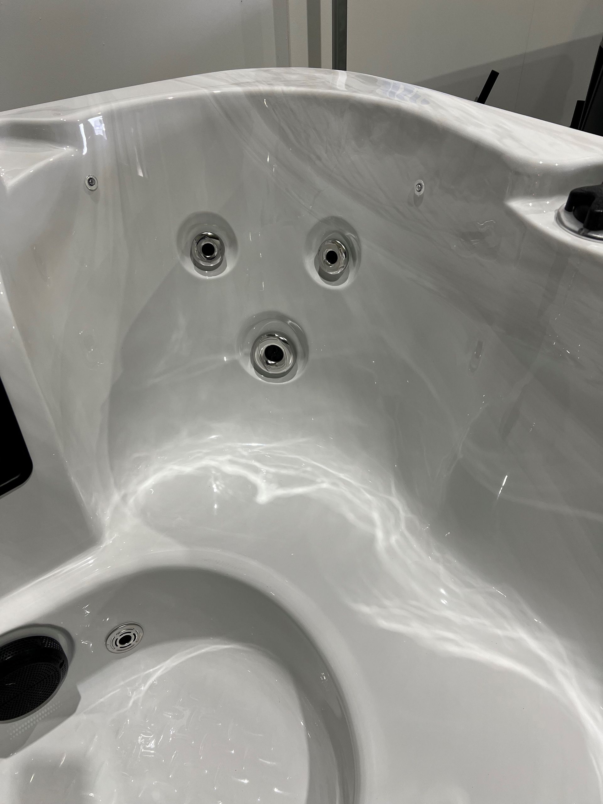 Spa with 4 seats