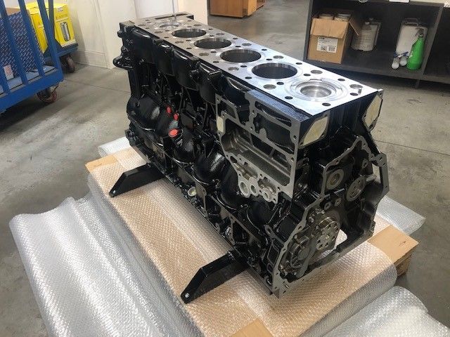 Motor para Pesado MAN D2676LF46, configuração SHORTBLOCK, com potência 324kW / 440hp, conforme norma europeia Euro7