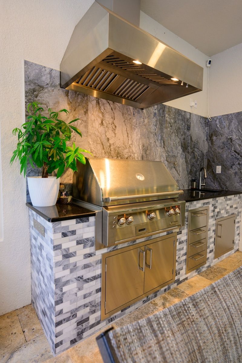 Outdoor Kitchen by Azure Pools