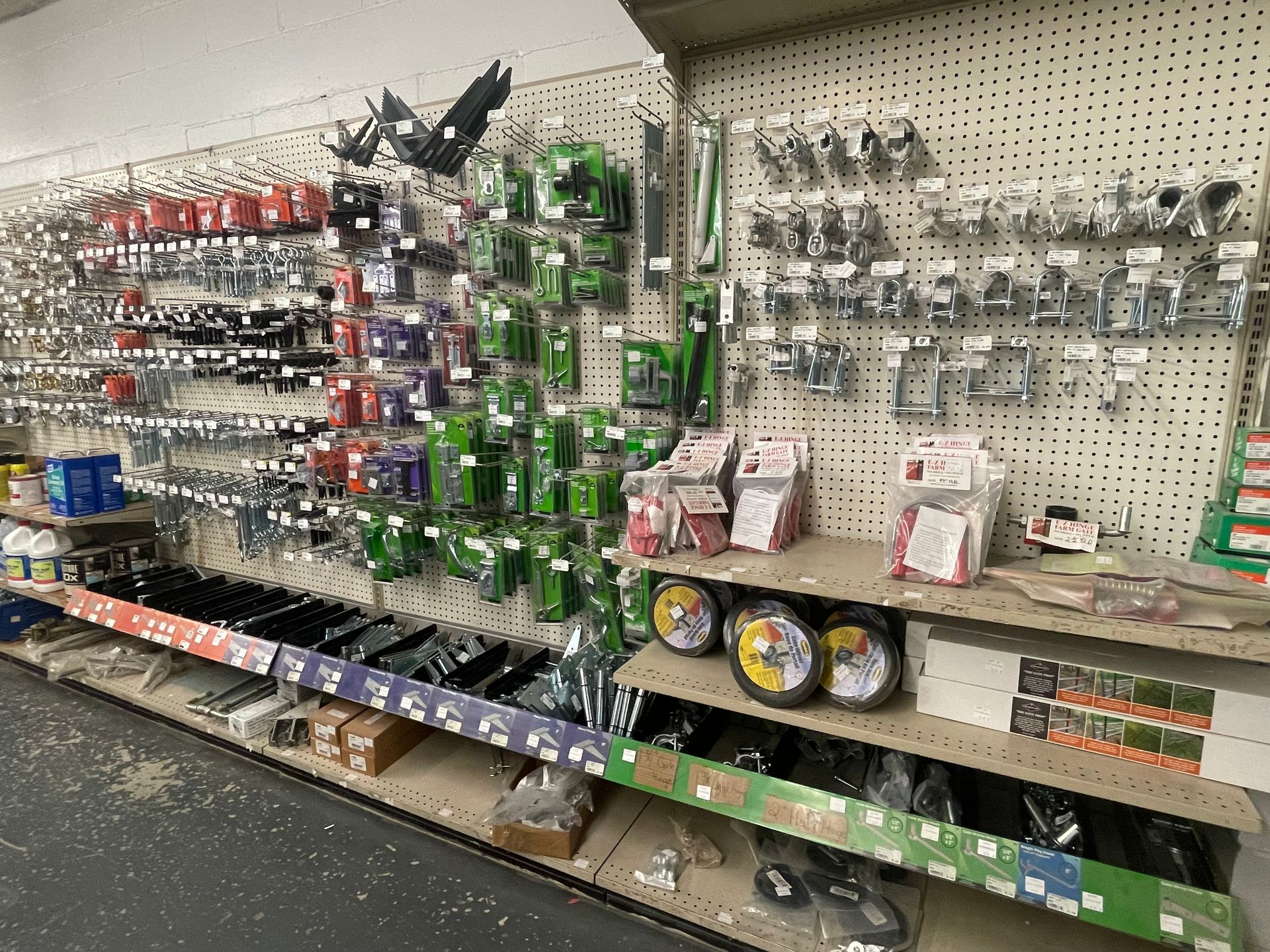 Farm Supplies Bolivar, MO Bolivar Farmers Exchange