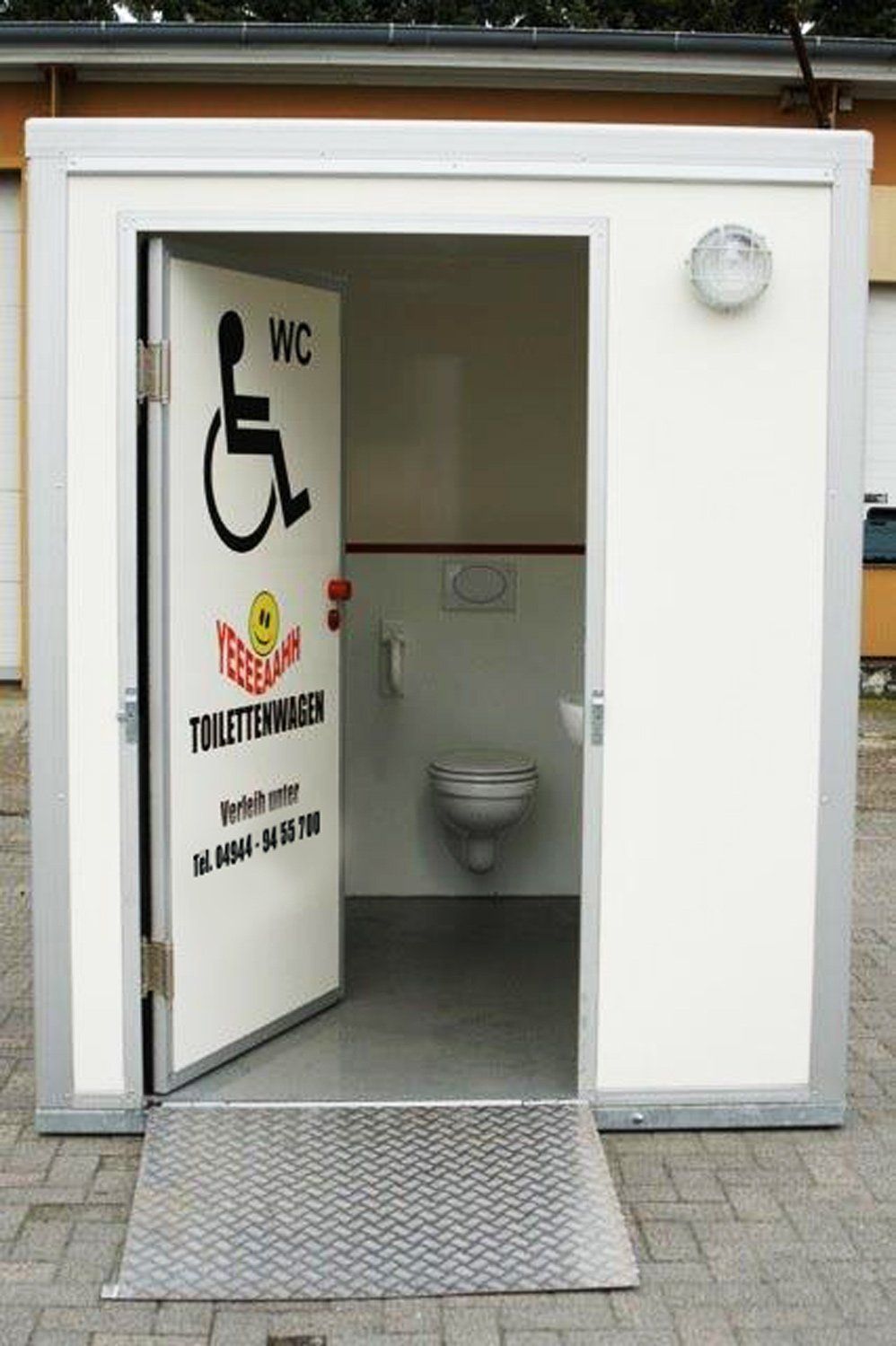 1er Toilettenwagen - Barrierefrei