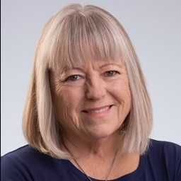 Lisa Larkin Realtor Green Valley Arizona