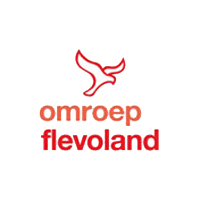 Logo van Omroep Flevoland met rood vogelicoon en rode tekst op een witte achtergrond.