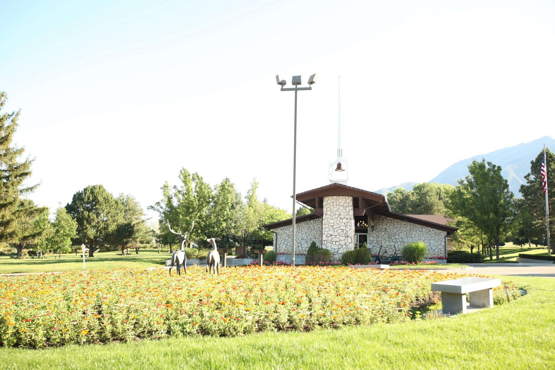 Memorial Mountain View Mortuary, Cemetery and Pet Garden