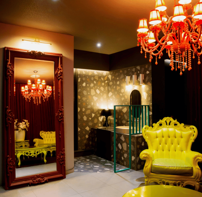 KLEAM Powder Room