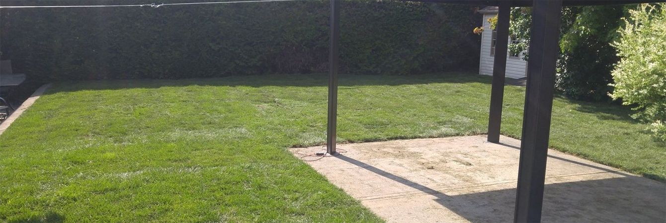aménagement paysager et gazebo