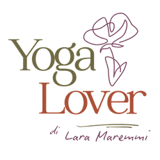 logo Yoga Lover di Lara Maremmi