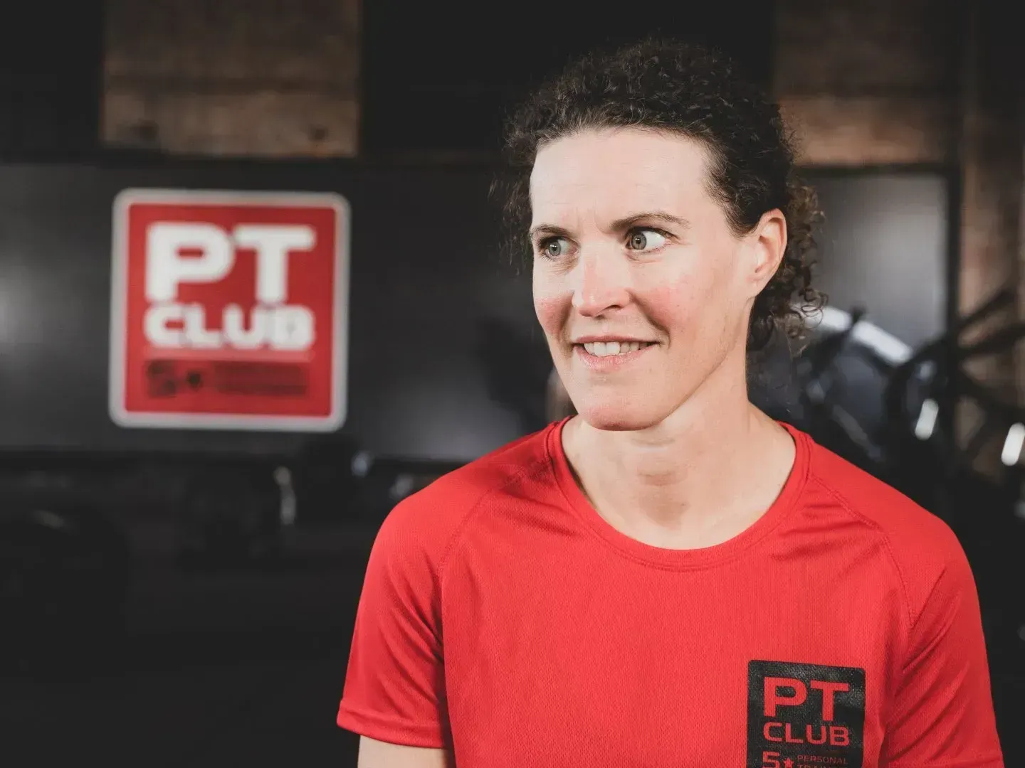 Dana Beerten is een fantastische sportcoach en personal trainer bij PT Club. Zij is Kinesist en ook nog eens triatlete.