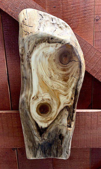 Rustic wood table centerpiece