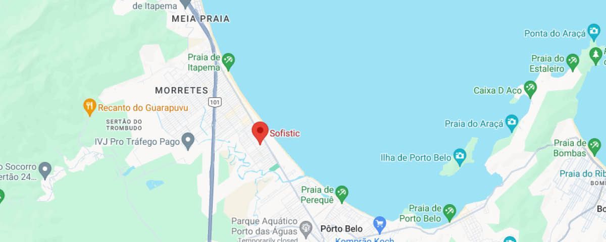 Um mapa de uma cidade com um lago no meio.