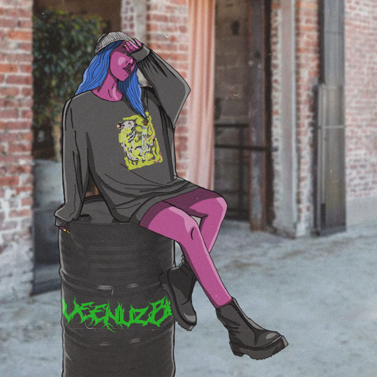 Figura estilizada vestindo uma camisa cinza grande demais e calças legging rosa, sentada em um barril preto em um beco.