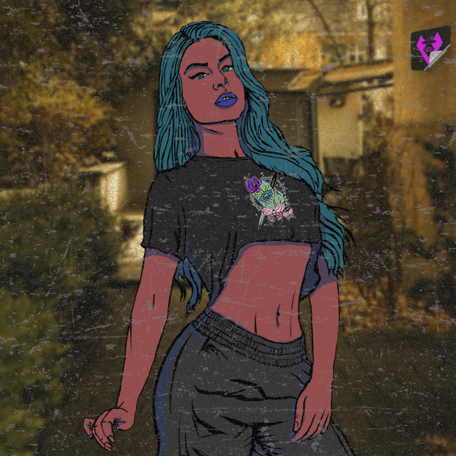 Ilustração de uma mulher com cabelo azul e pele roxa, em pé em um ambiente arborizado, vestindo um top curto e calças pretas.
