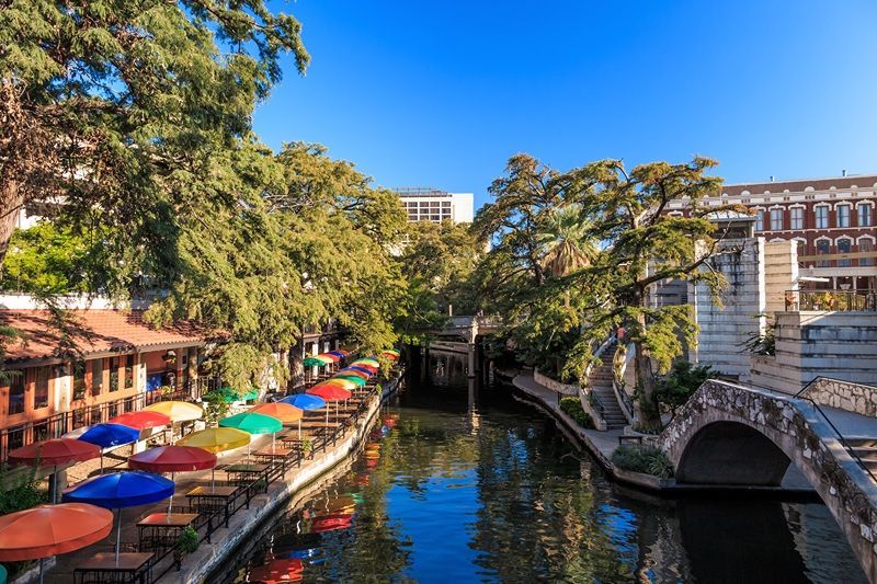 river walk in san anonio