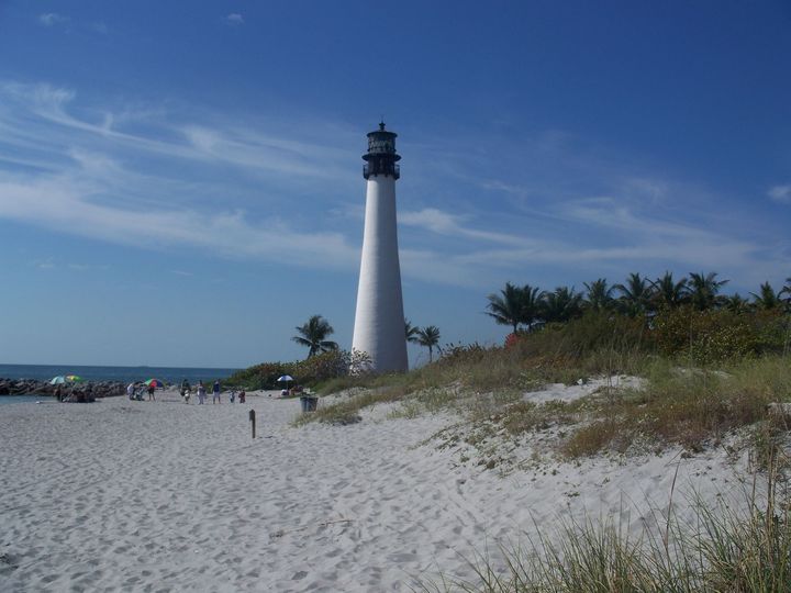 key biscayne lighthouse on a sunny day