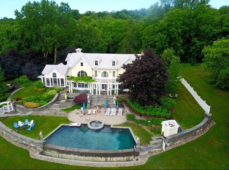 Hudson River House