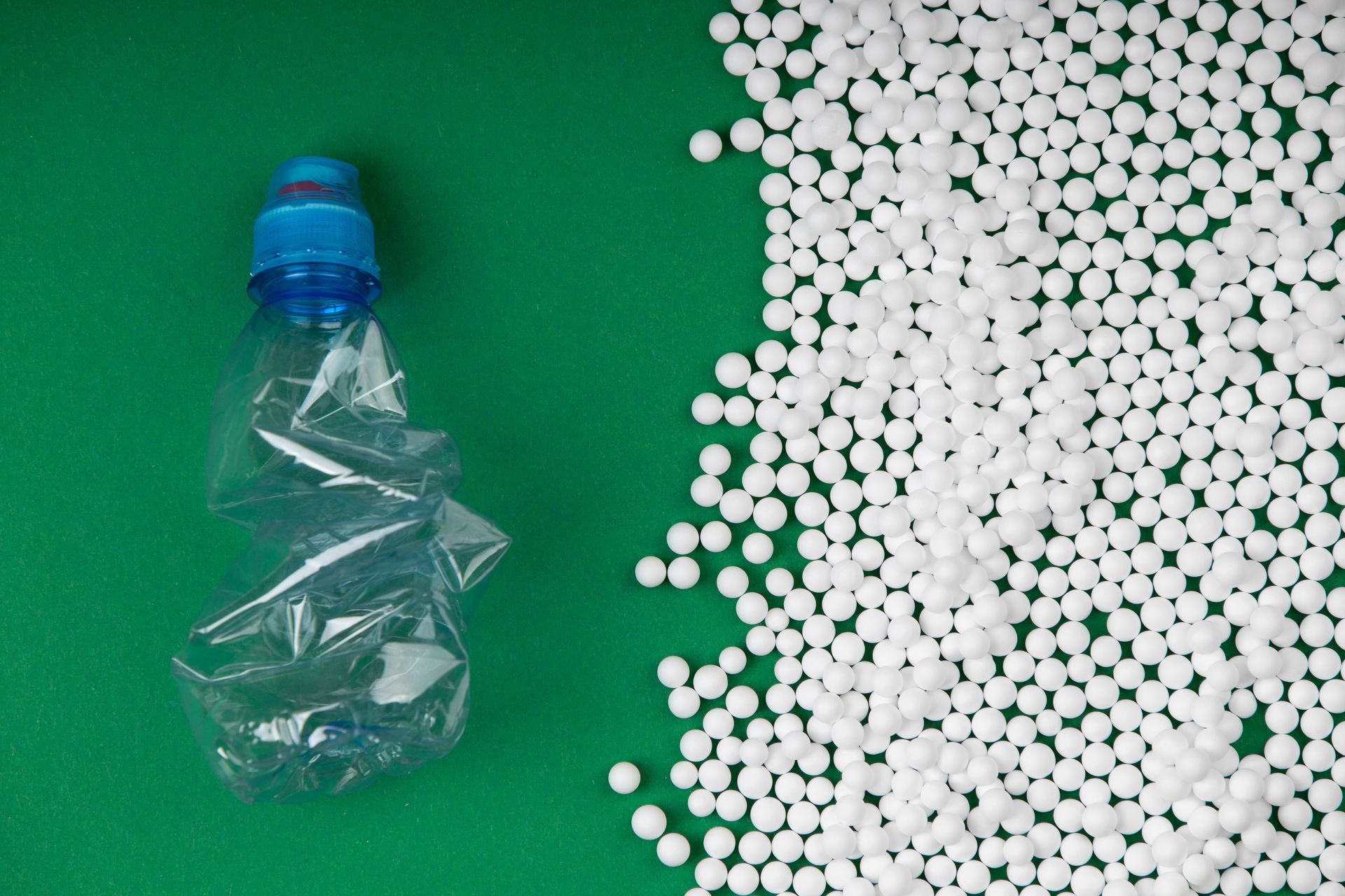 Granulés de Polytéréphtalate d'éthylène - PET recyclés couleur crystal alimentaire 