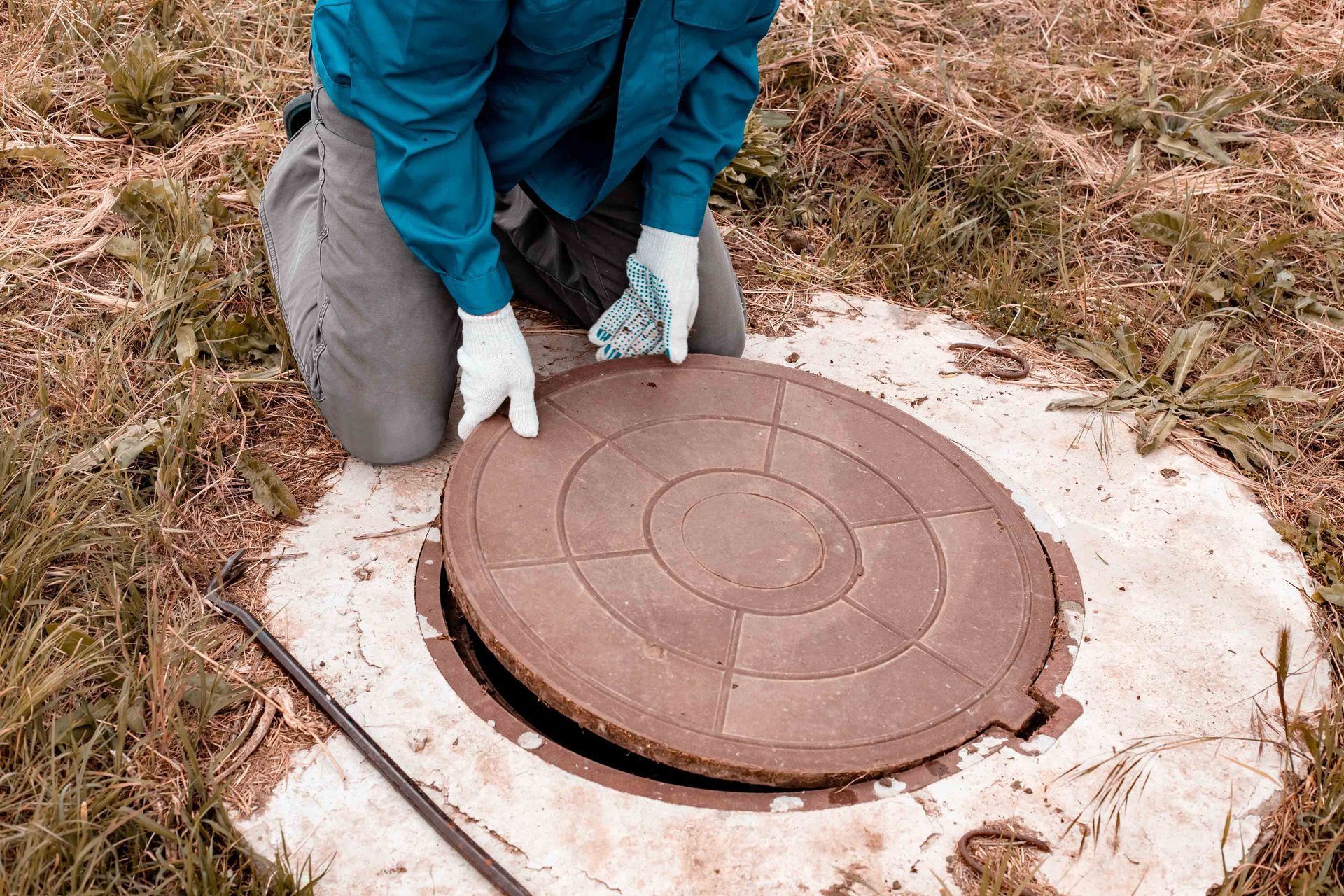 Septic Tank Service in Saginaw, MI Septic Tank Service in Saginaw, MI