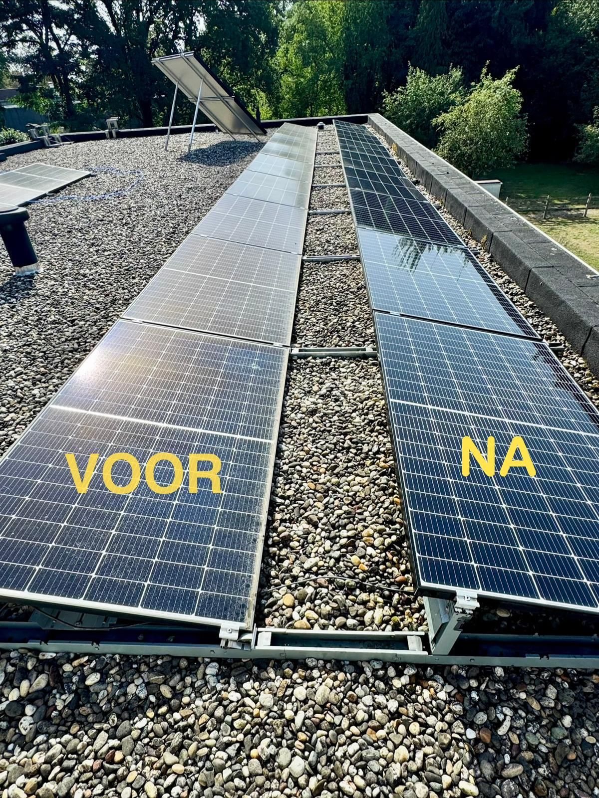 voor en na het reinigen van zonnepanelen