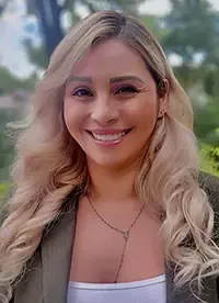 Mayra Moreno, Paralegal