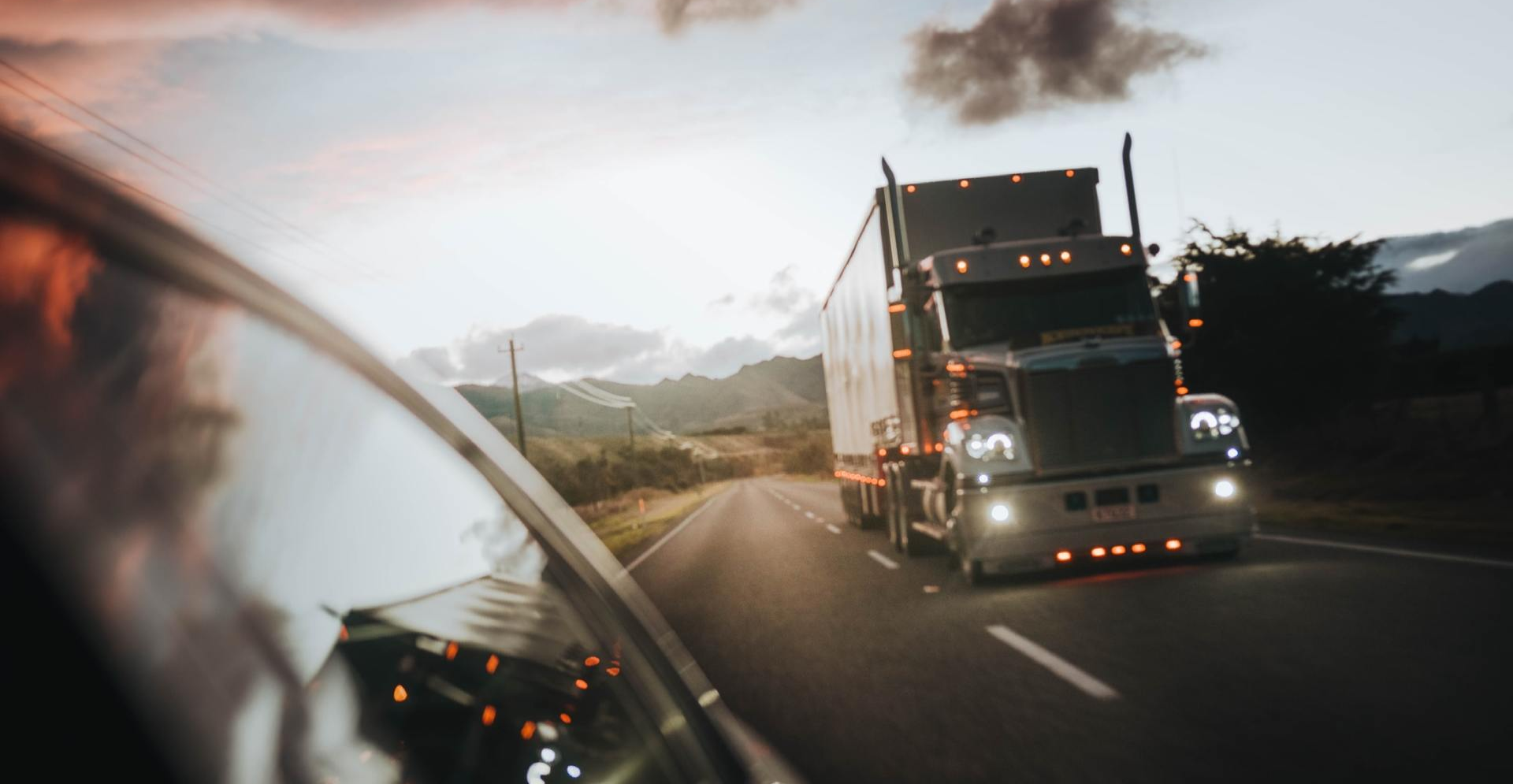 Tractor trailer rig
