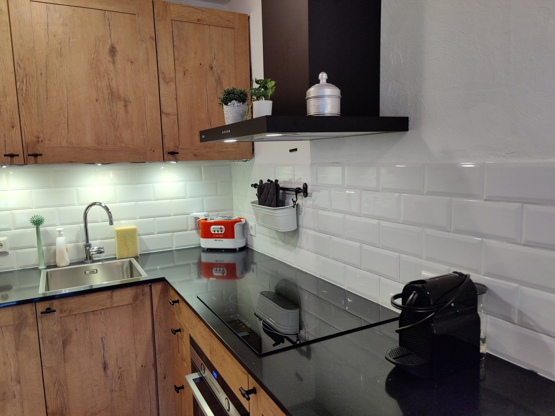 Kitchen with appliances