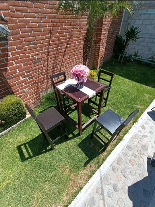 RENT & CELEBRATE - Renta de mesas periqueras