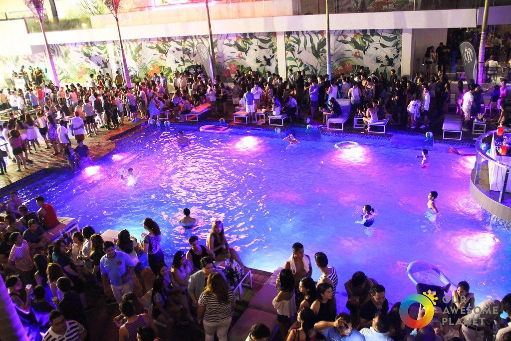 Palace Pool Club