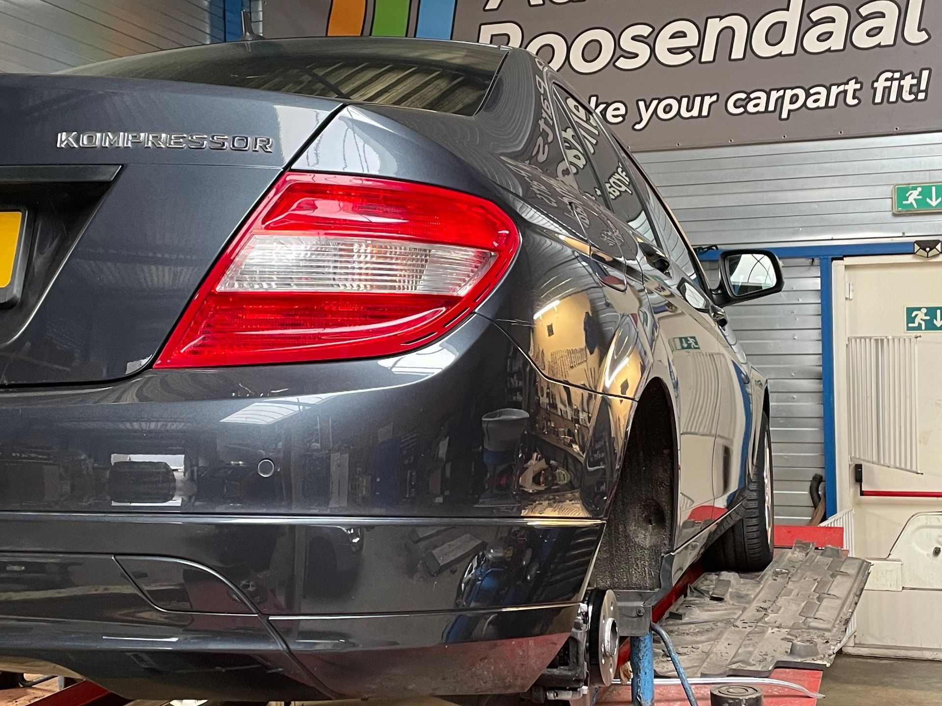Mercedes-Benz C180 Kompresor W204 versleten remmen
