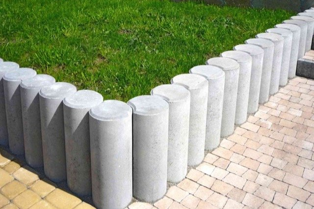 concrete retaining wall langley BC