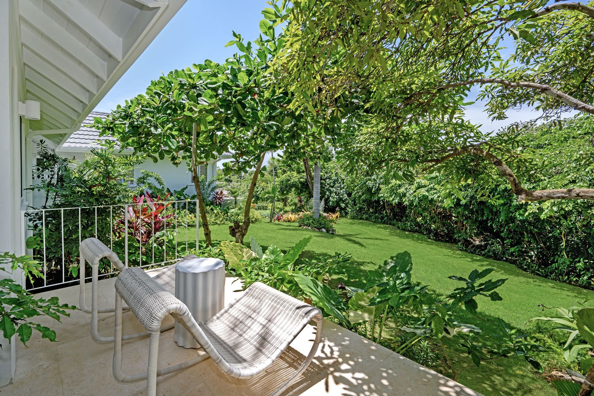 Abacus Luxury Villa Montego Bay balcony