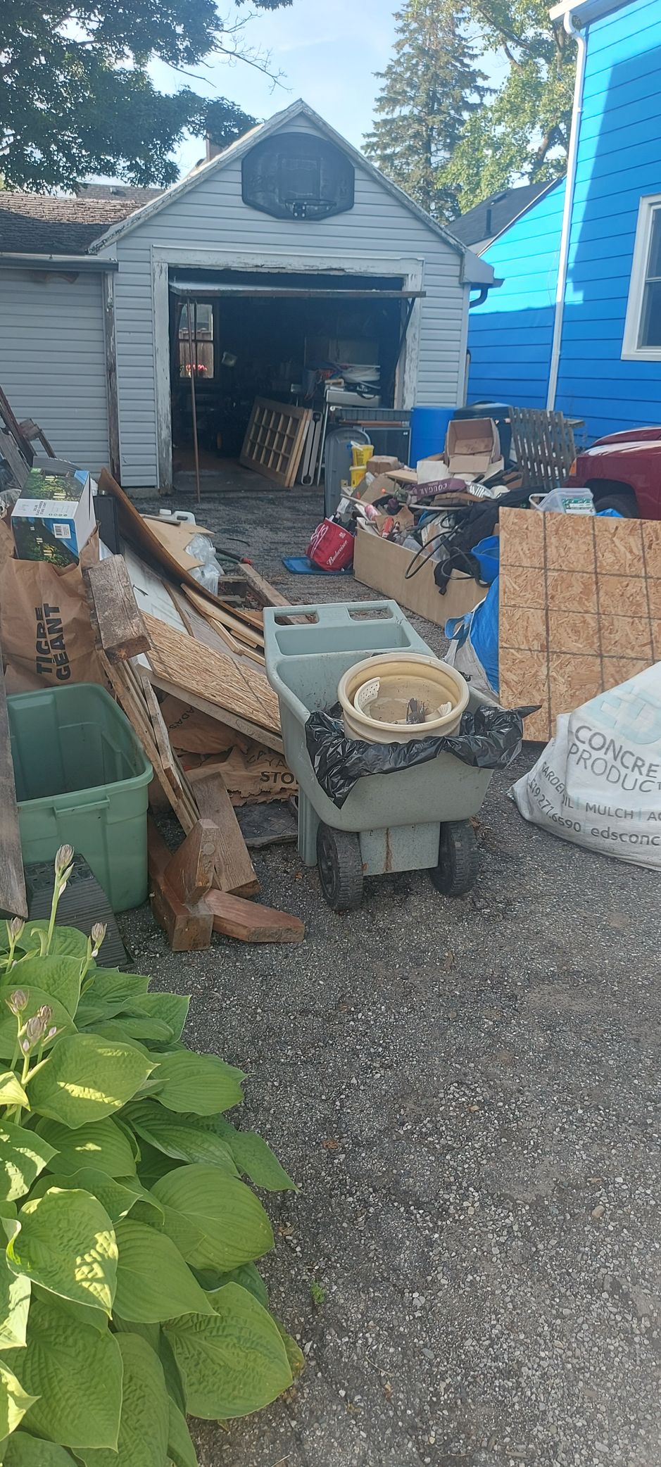 Garage Clean Out Stratford | We Take Everything | Stratford, ON
