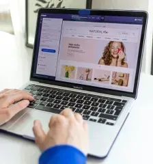 service website presence and discoverability service