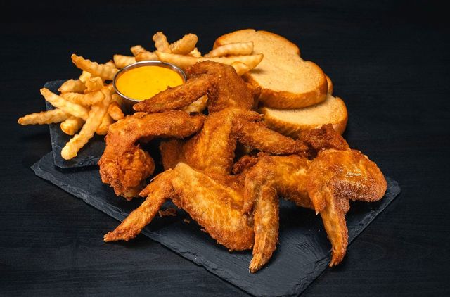 Chicken | Happy's Pizza – Wings, Tenders, and More
