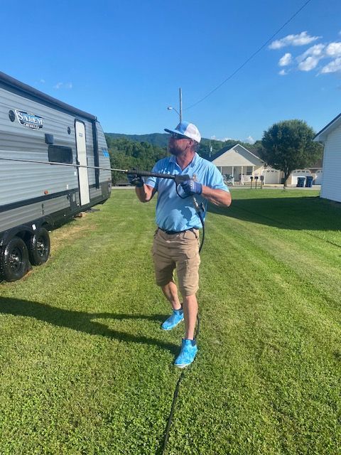 cleaning a camper
