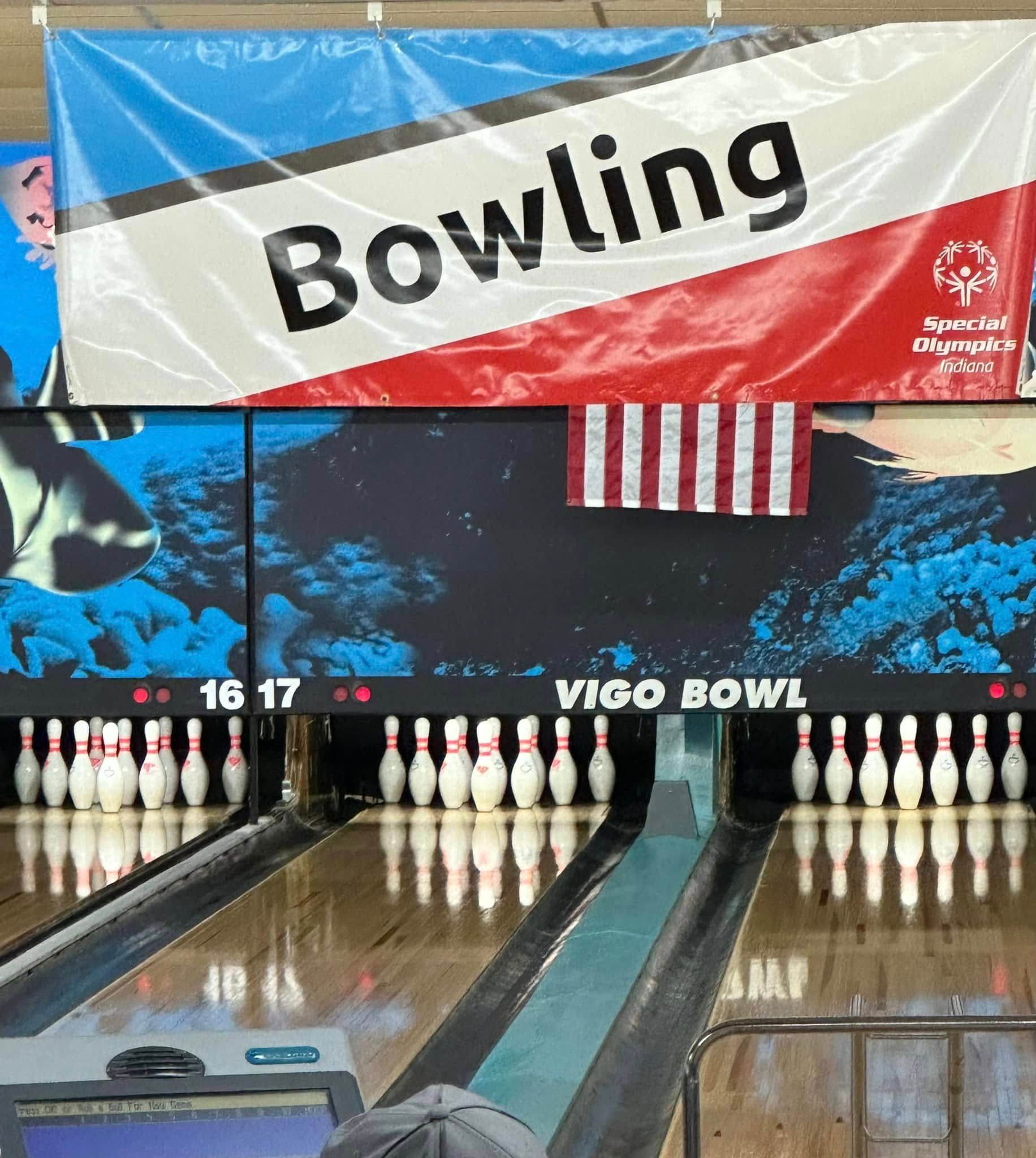 A bowling alley with a sign that says bowling