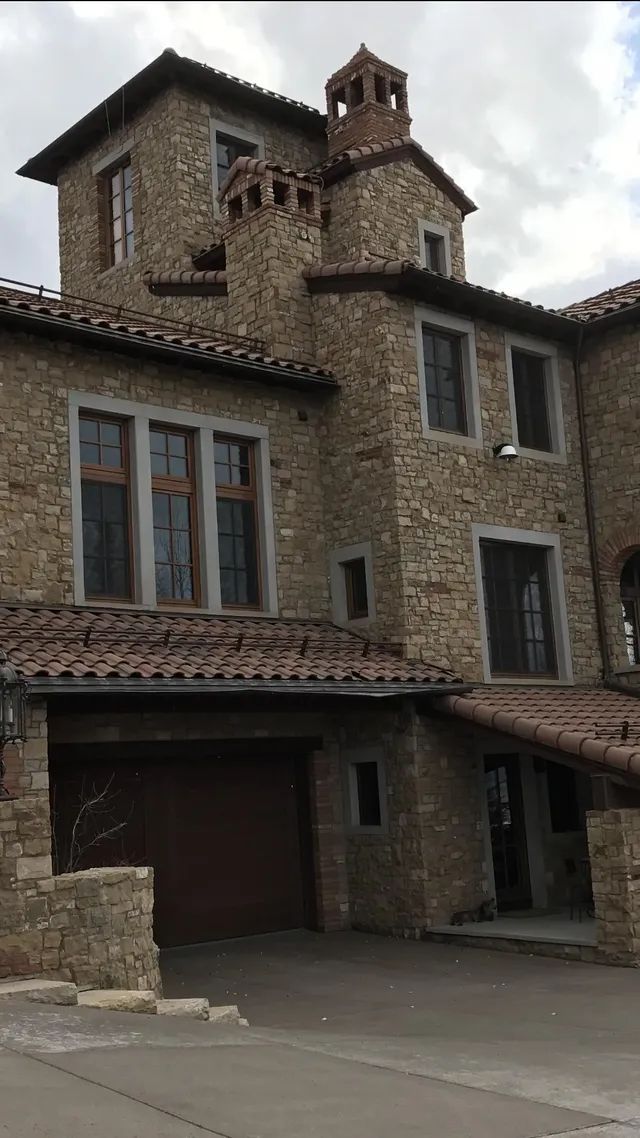 Brick House — Montrose, CO — Pro Services Co, LLC Brick House — Montrose, CO — Pro Services Co, LLC