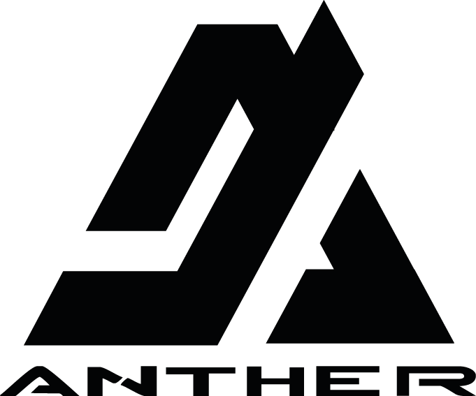 Logo CFMOTO in nero su sfondo bianco