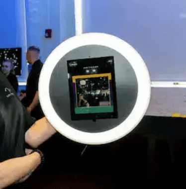 Roaming photo booth gear and lighting