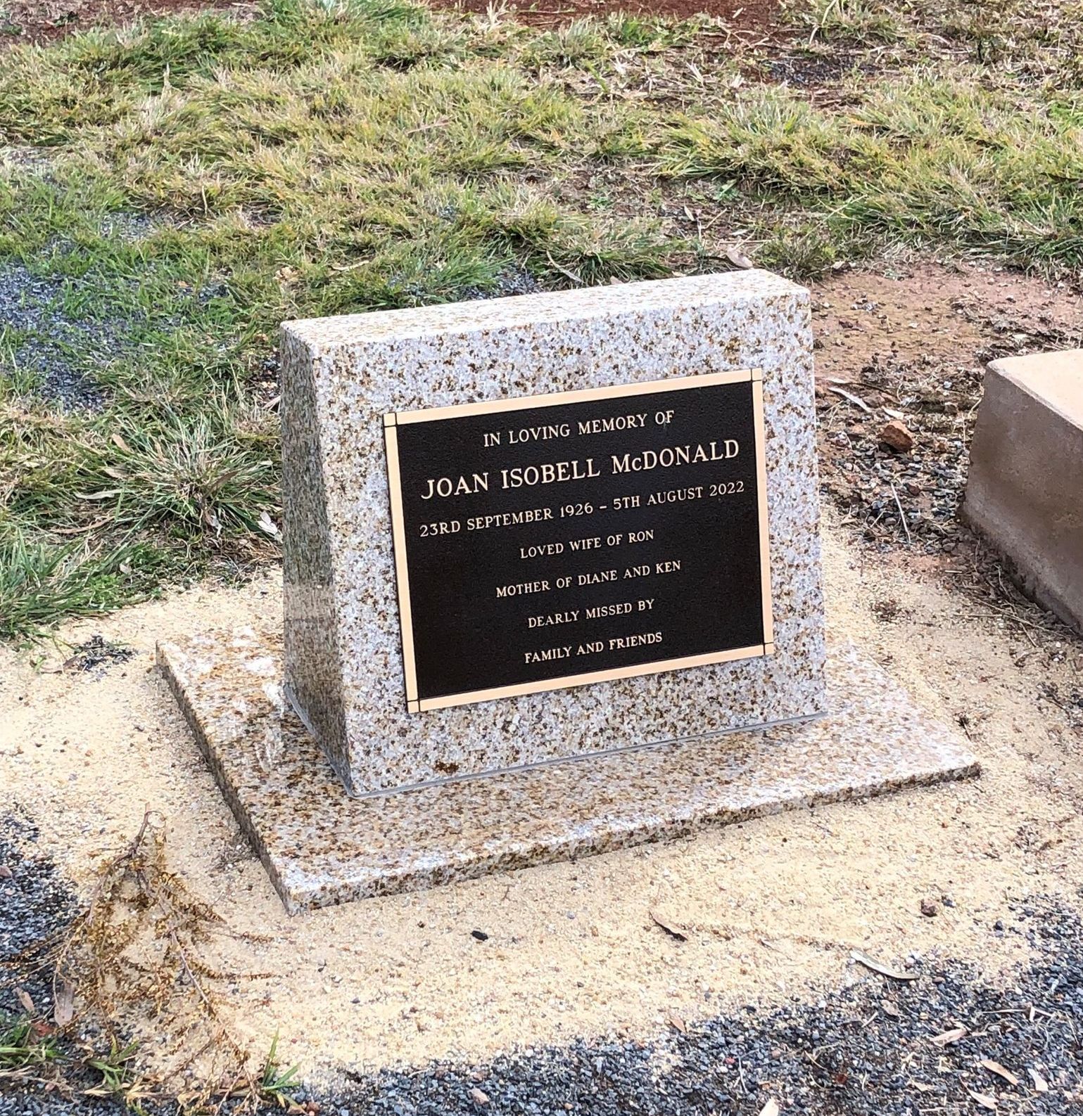 single evans upright headstone single evans upright headstone
