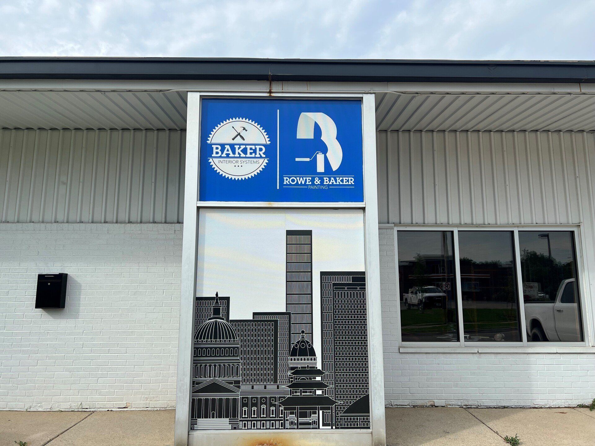 Business Sign — Des Moines, IA — Rowe & Baker Painting LLC