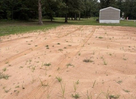 Mobile home lot at Hickory Lane